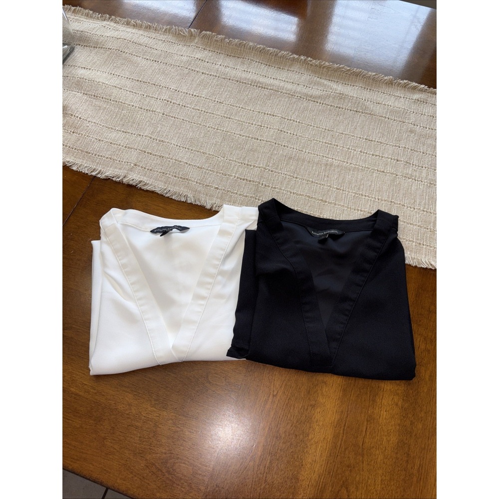 banana republic Set Of Two Cap Sleeve V Neck Blouse Large